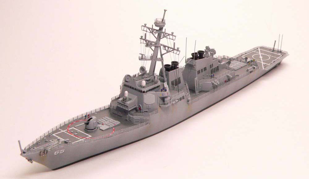 USS-Benfold-DDG-65-11