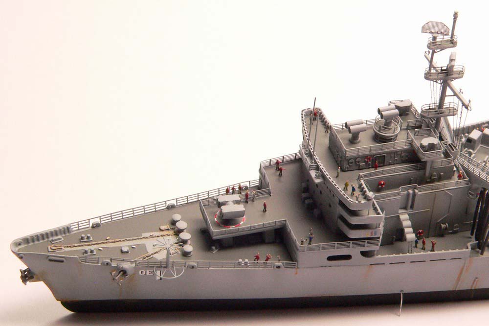 USS-Sacramento-AOE-1-06