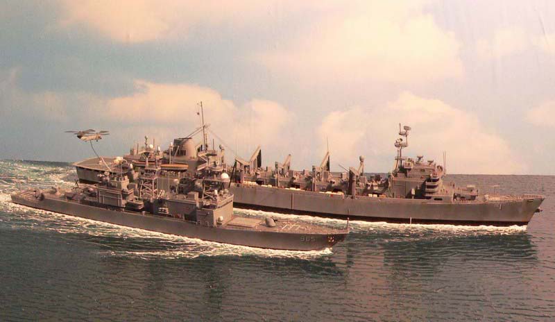 USS-Sacramento-AOE-1-09