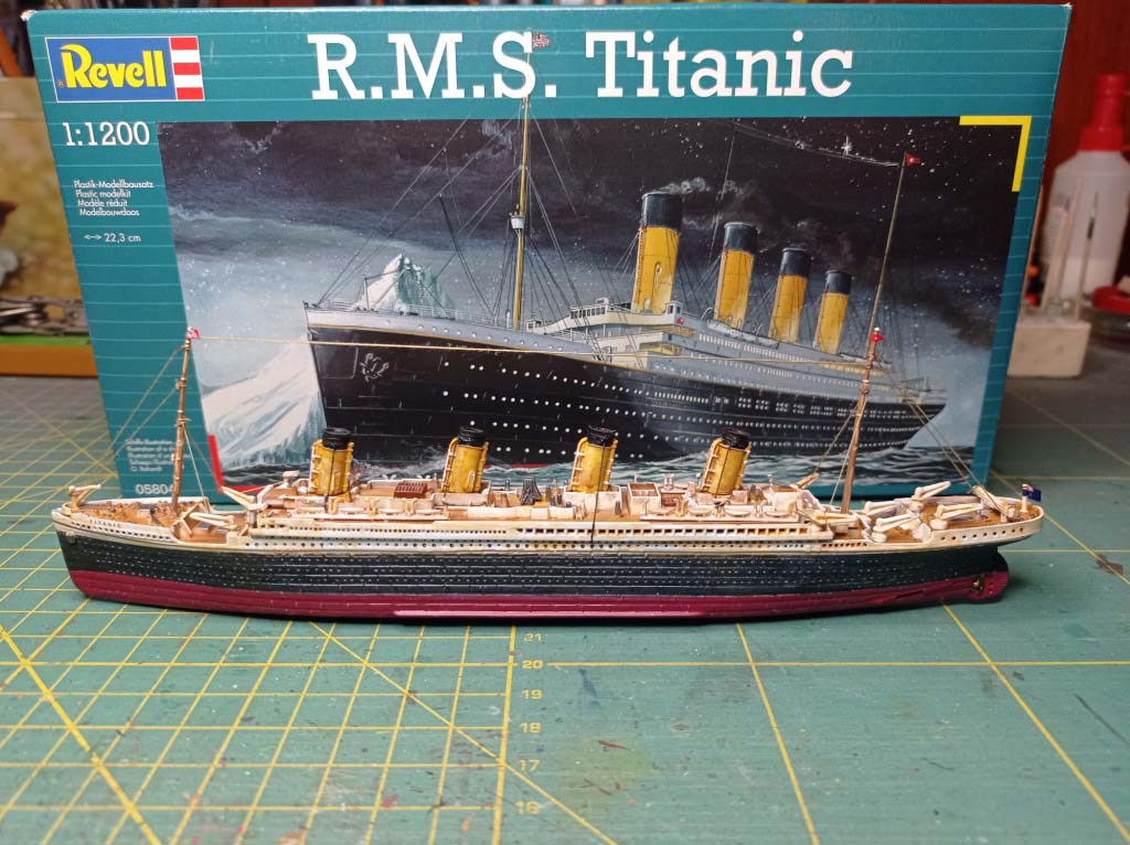 02_RMS-Titanic