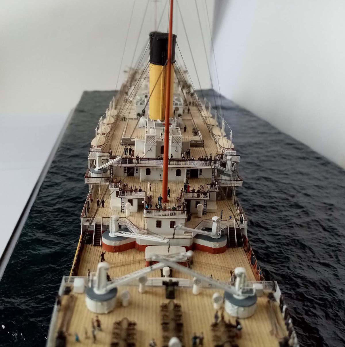 Titanic-model-(10)