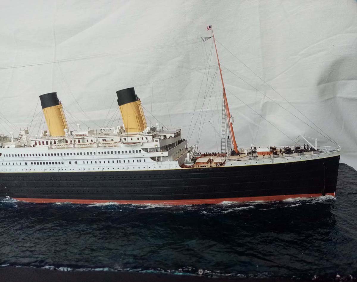 Titanic-model-(4)